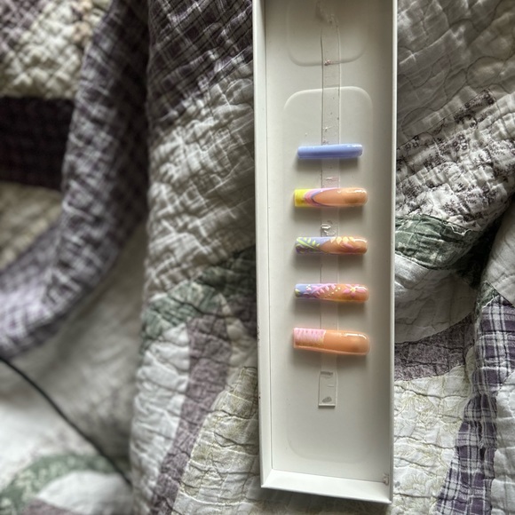 Press on nails made by me to order - Picture 3 of 4